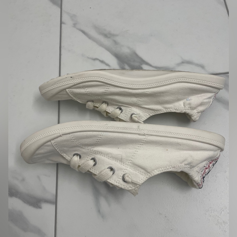 Madden Girl White Lace-Up Sneakers with Patterned Heel Size 9 - Picture 10 of 13